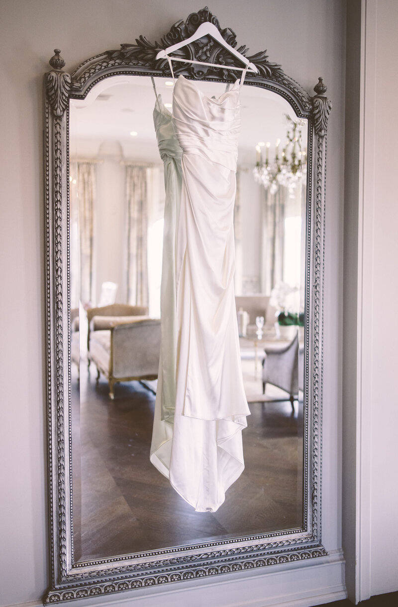 A documentary wedding moment at Park Chateau Estate
